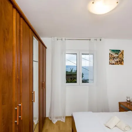 بيت للعطل Laganini جيسينتسي