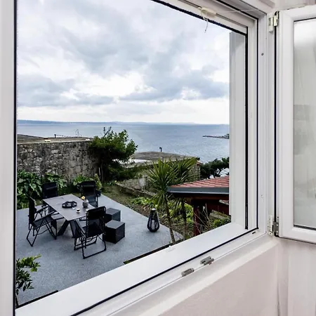 بيت للعطل Laganini جيسينتسي