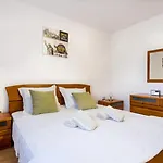 Dom wakacyjny Laganini Jesenice (Split-Dalmatia)