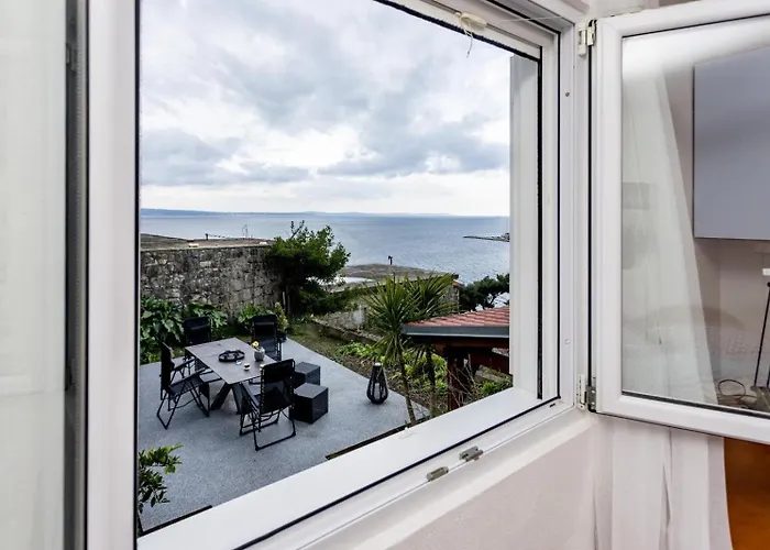 Holiday home Laganini Jesenice (Split-Dalmatia)