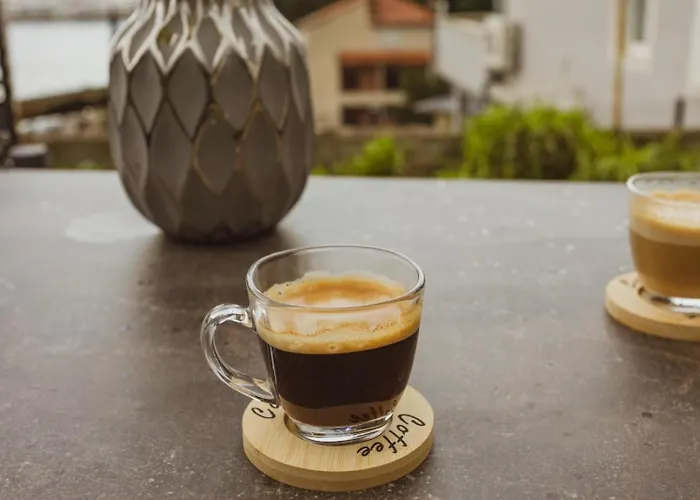 Laganini * Jesenice (Split-Dalmatia)